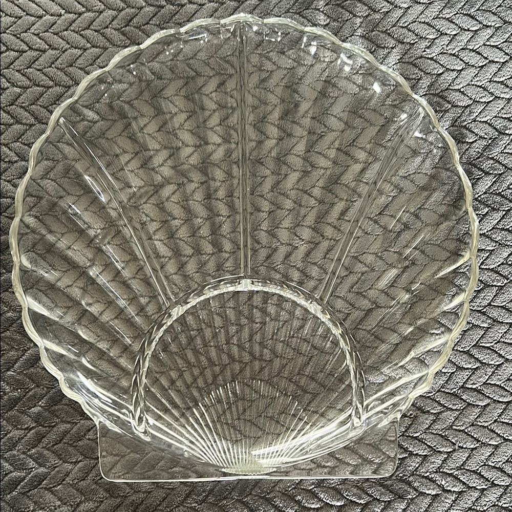 Elegant Clear Glass Shell Bowl